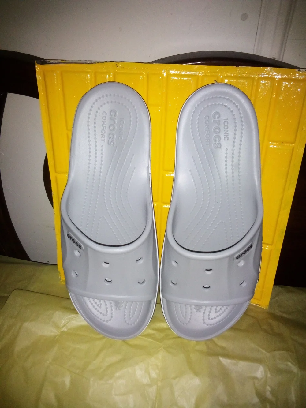 CROCS Brand New Never Worn Slide Sandals in Light Gray Men's 11 12